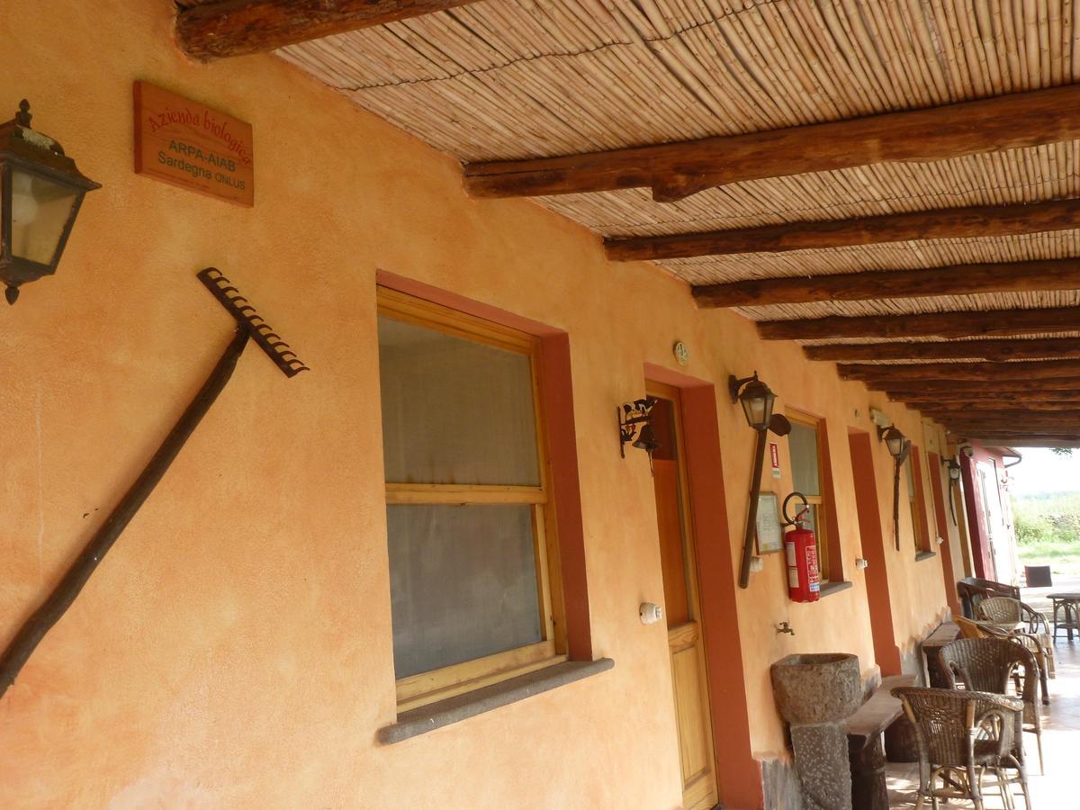 Agriturismo Nuragh'Elighe Sindia المظهر الخارجي الصورة