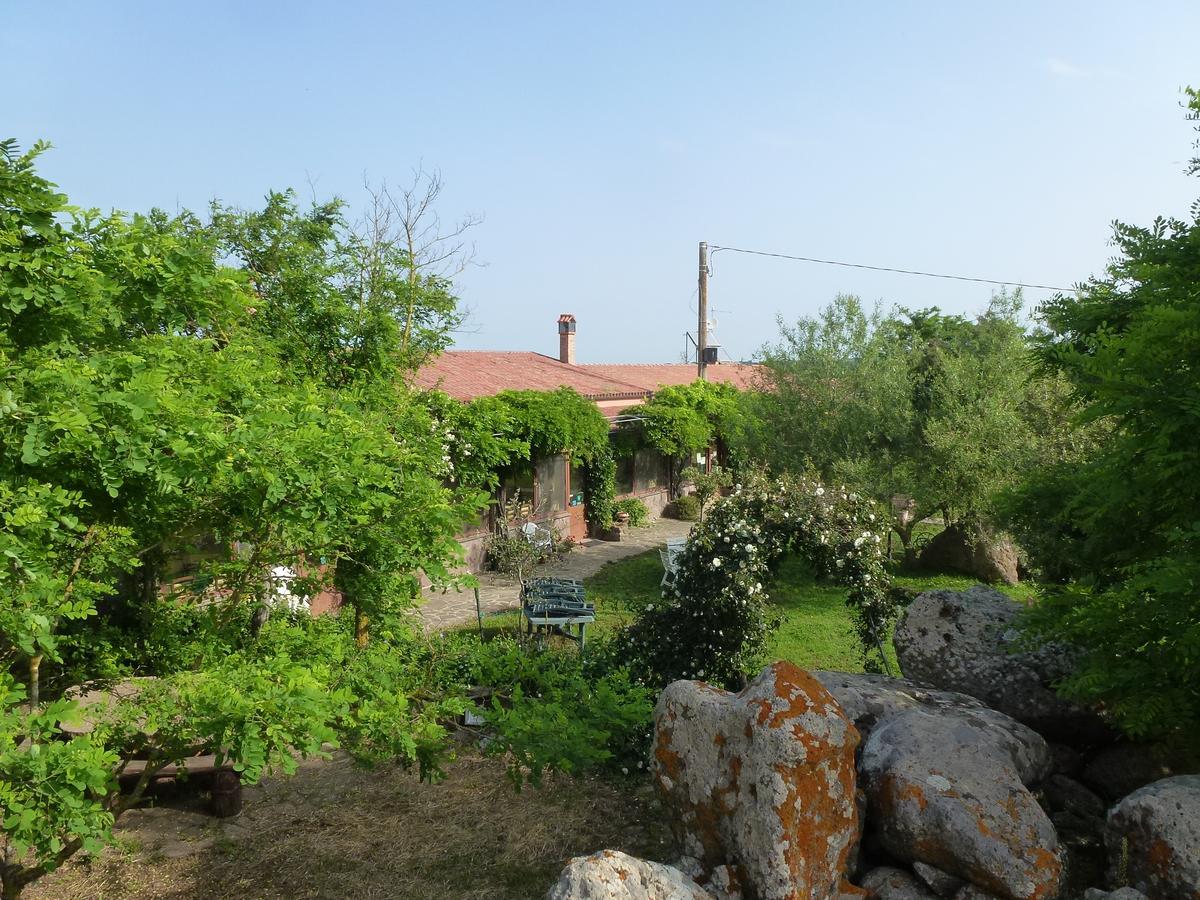 Agriturismo Nuragh'Elighe Sindia المظهر الخارجي الصورة