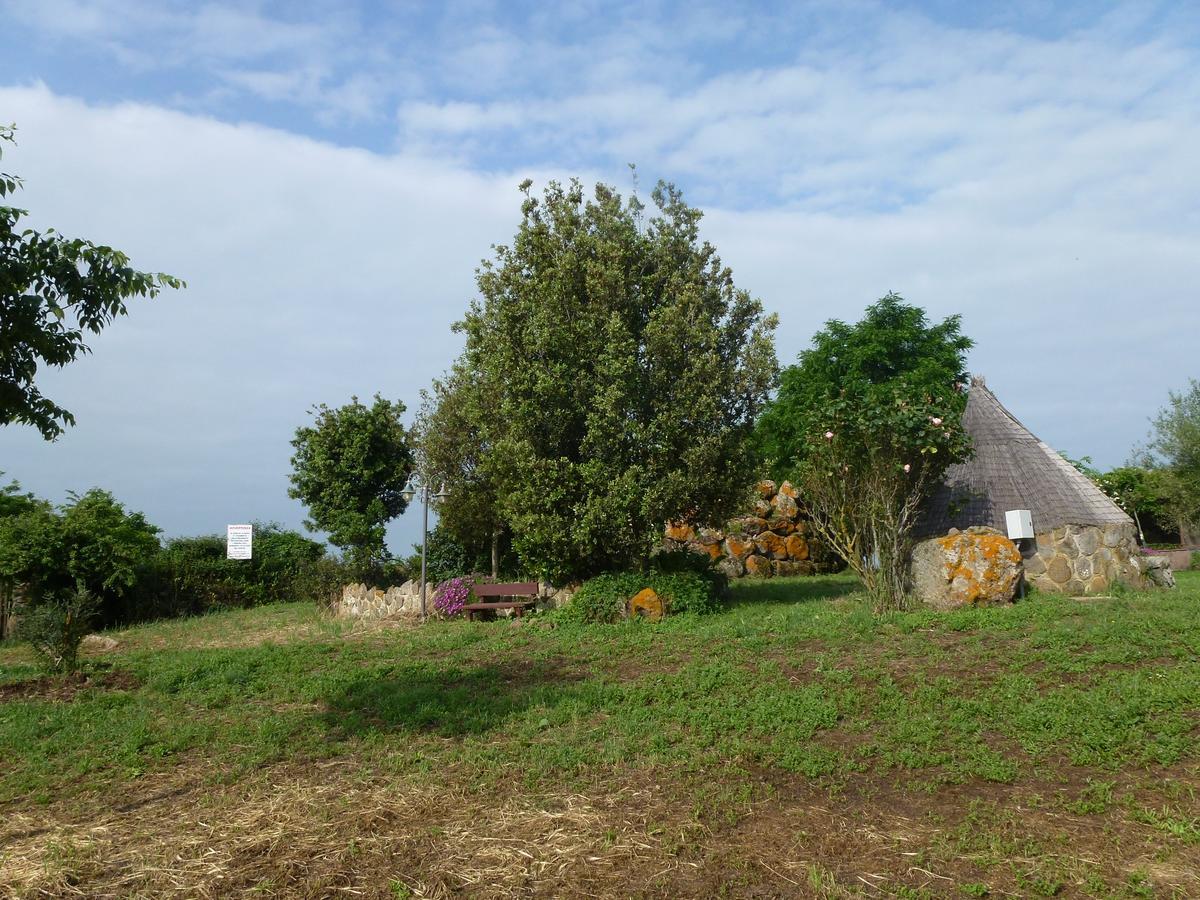 Agriturismo Nuragh'Elighe Sindia المظهر الخارجي الصورة