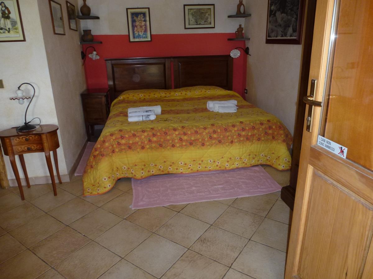 Agriturismo Nuragh'Elighe Sindia المظهر الخارجي الصورة
